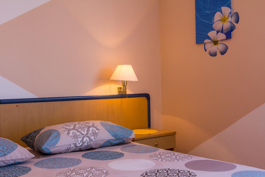 Apartments Petra Mali Losinj Luaran gambar