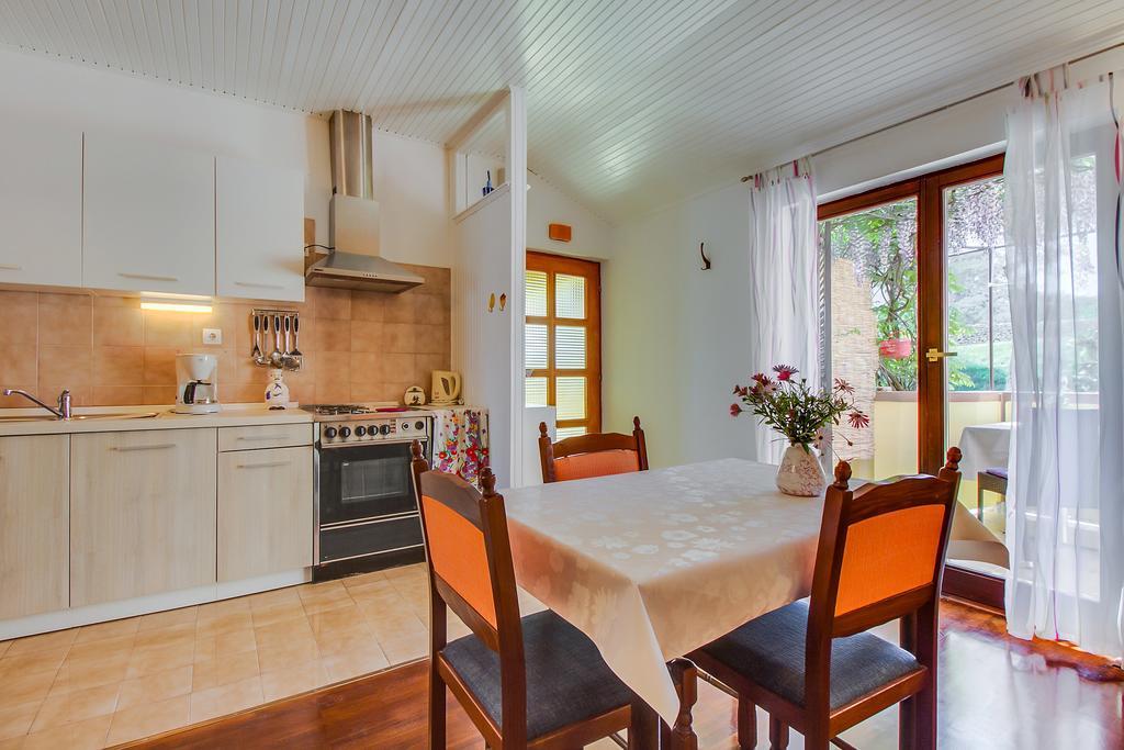 Apartments Petra Mali Losinj Luaran gambar